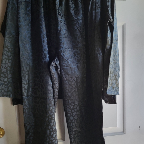 Pajama set (unisex) (new) - Picture 3 of 4